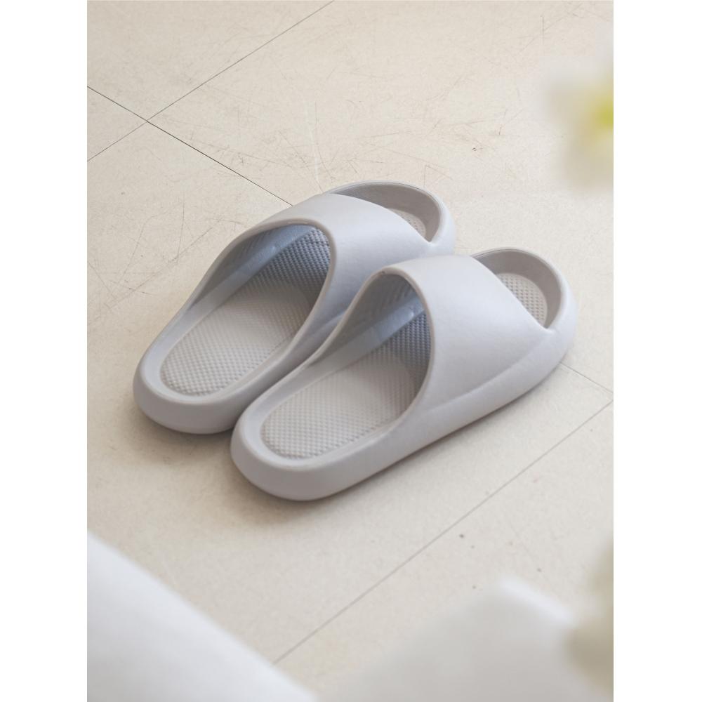 Daiso Eva Soft Cushion Slippers  Approx. 270 Mm   Ivory