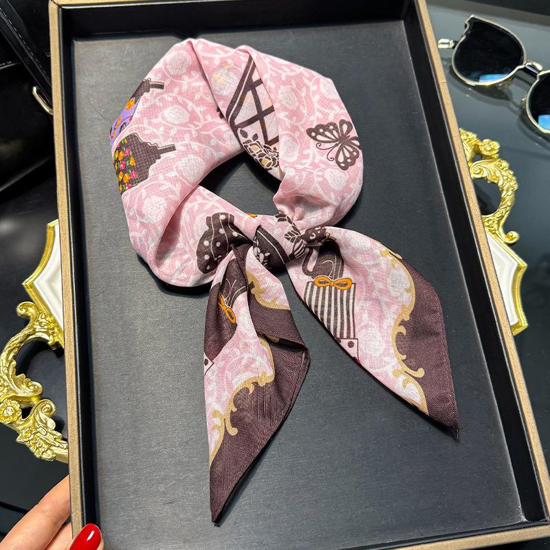 New Scarf Printed Square Scarf Korean Version Retro Silk Scarf Internet Celebrity Headband Women's Fashion Versatile High-end Headscarf