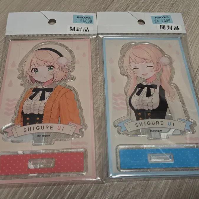 

Shigure Ui Official Goods Acrylic Stand