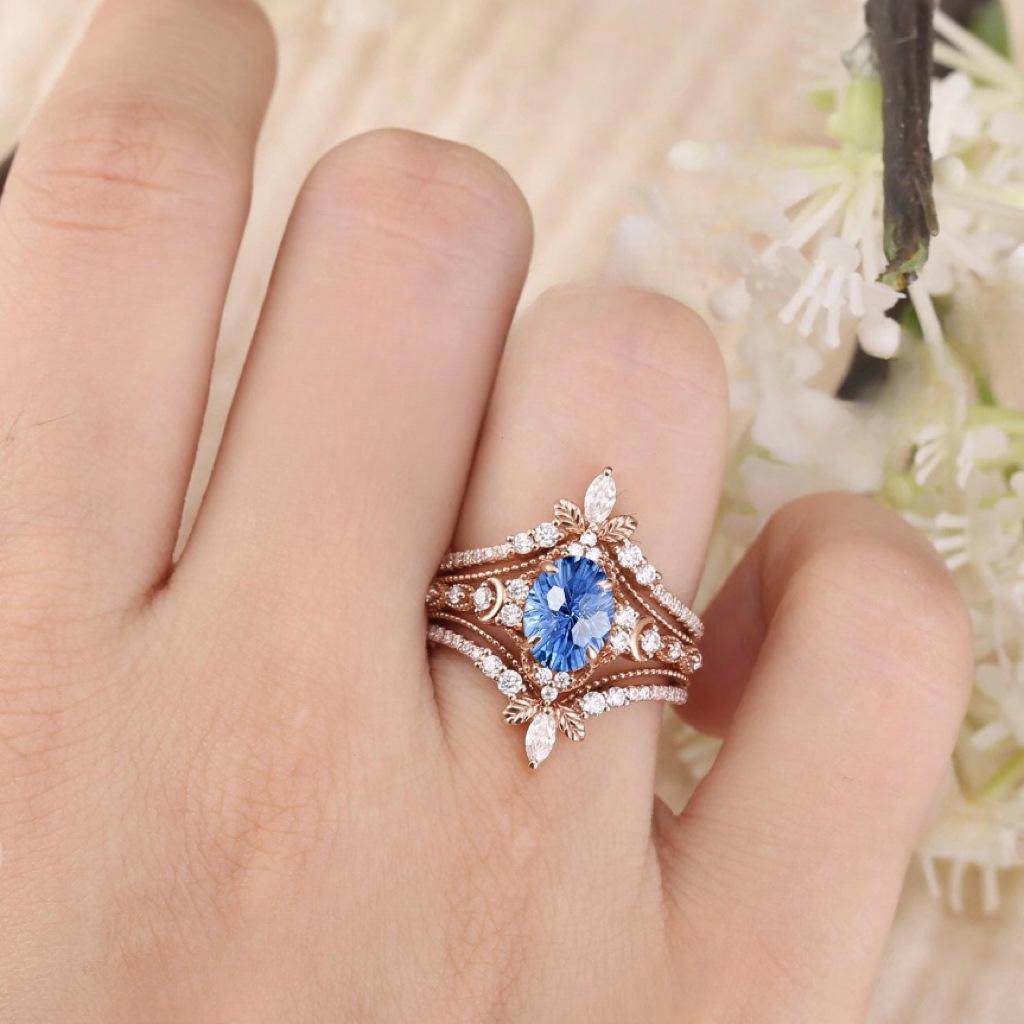 Luxury European and American Flower Pair Ring, Blue Zircon Crown Ring, Female Ring.