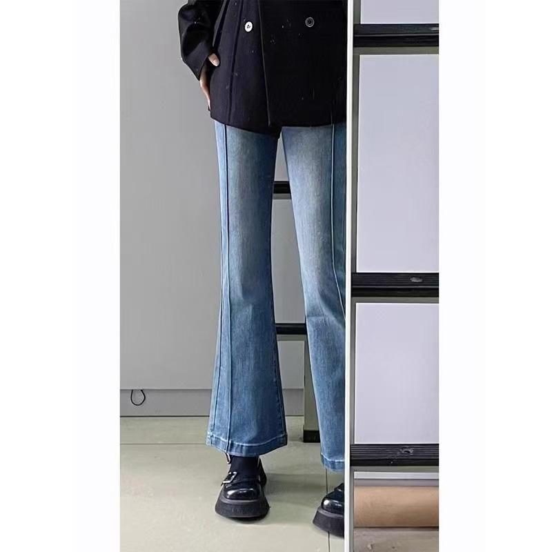 Autumn/Winter High Waist Plus Size Velvet Flare Jeans for Pear-Shaped Women
