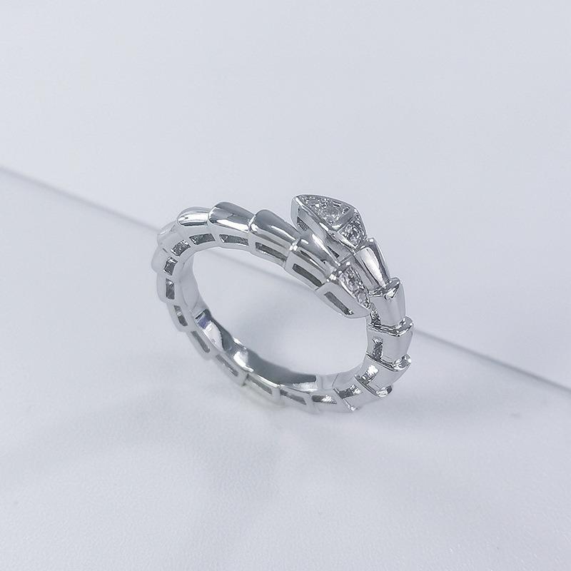 Electroplated Full Diamond Snake Bone Ring - Women's Chic White Mother-of-pearl Snake-shaped Open Ring