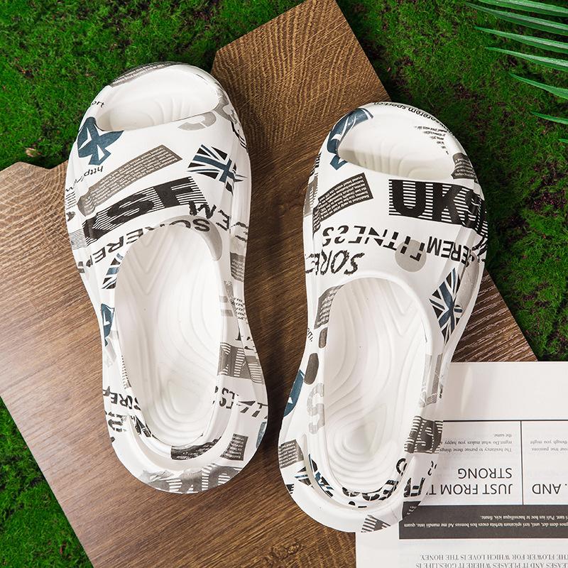 Sandals Men's 2025 Summer New Trend Men's Cool Slippers Casual Open-toed Non-slip Beach Shoes