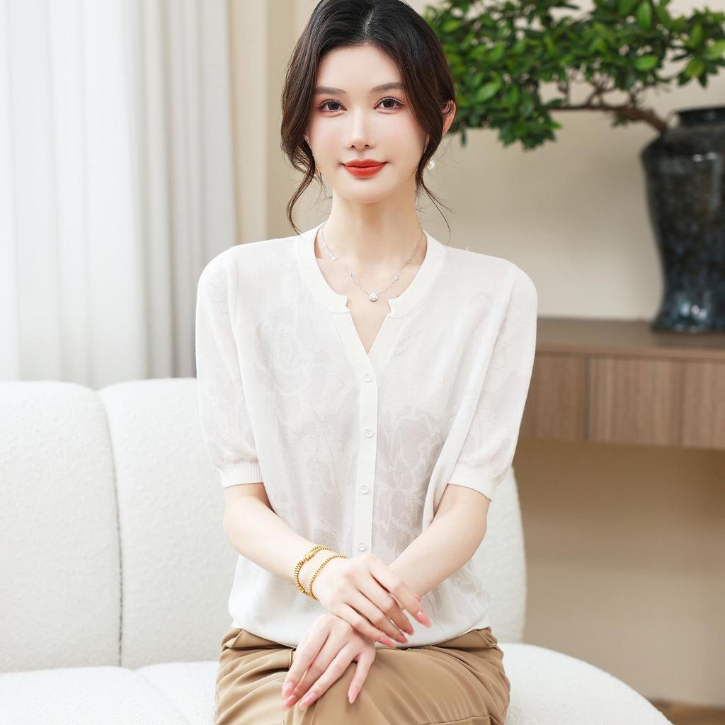 Mom's 2026 New Style Summer Knit Top - Short-Sleeved T-Shirt for Middle-Aged & Elderly Women