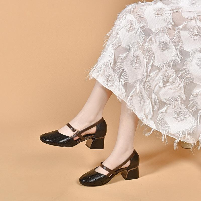 High-heeled sandals women's 2025 summer color matching hollow sandals round head punching hollow middle heel top layer cowhide fashion shoes