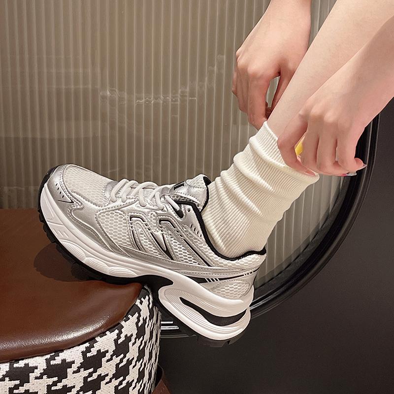 2024 New Hot Selling Color Matching Fashion Casual Vulcanized Shoes Mesh Lace Up Breathable Low Top Women's Sports Shoes