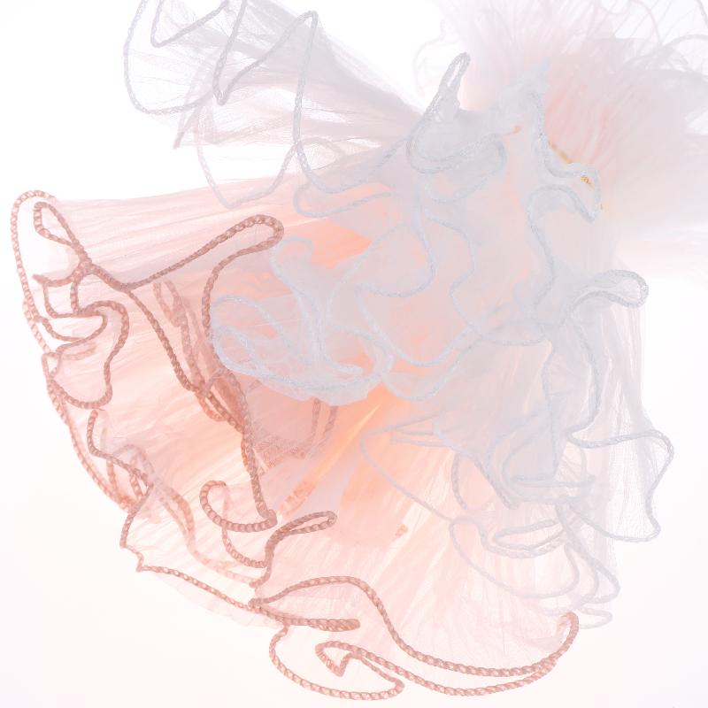 Bouquet Packaging Gauze Wave Edged 27cm Mesh Fabric 4.5 Yards for Elegant Flower Arrangements