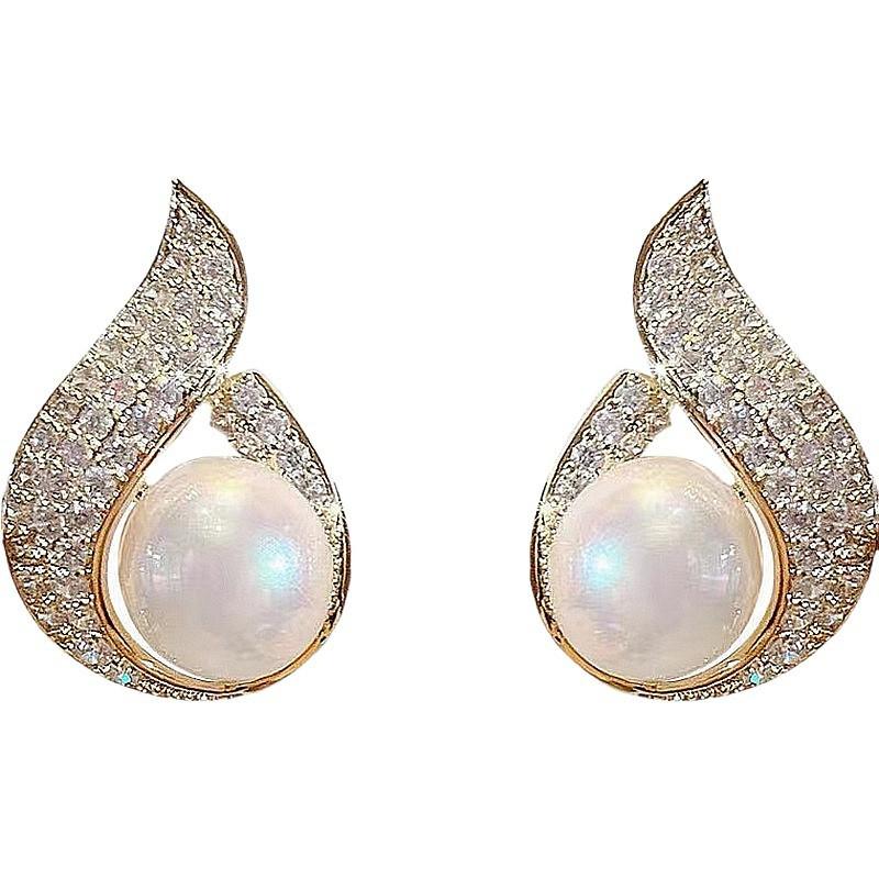 Women's Retro  Resin Vintage Gold Earrings