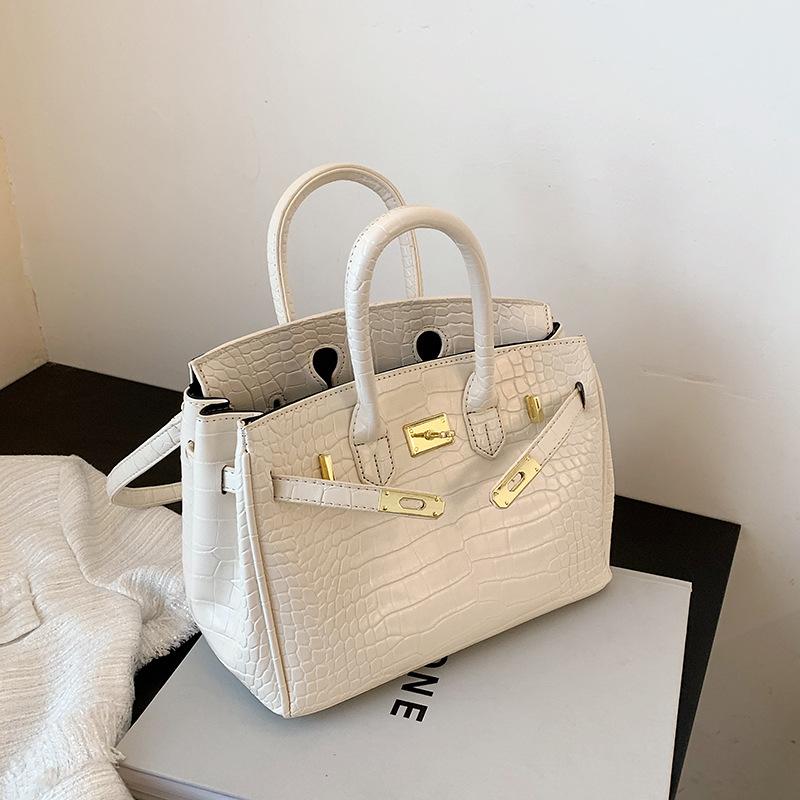 

Commuter fashion portable women s bag high-end bag fashion crocodile pattern platinum bag single shoulder messenger trendy women s bag