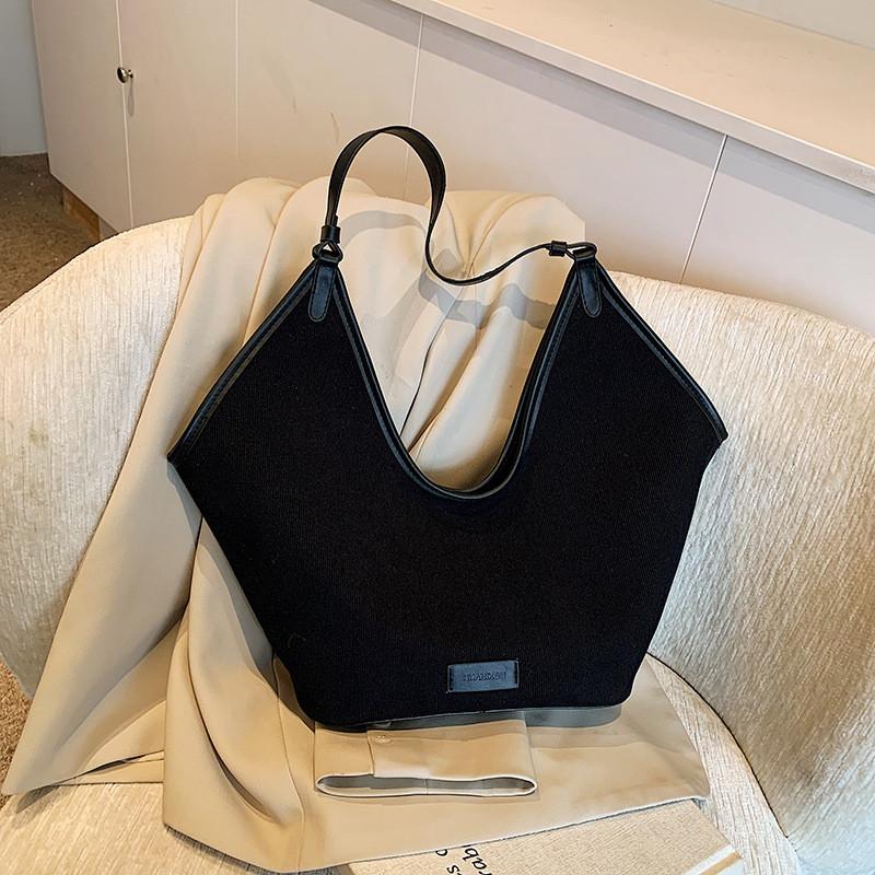 Ielgy Large-Capacity Bag Autumn Winter All-Match Casual One-Shoulder Shopping Bag College Students Class Tote Bag