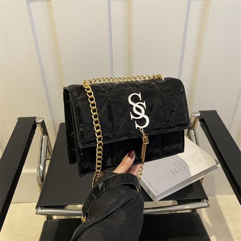 

Летняя цепочка простая вышитая нить однотонная модная повседневная ретро новая маленькая квадратная сумка через одно плечо для женщин