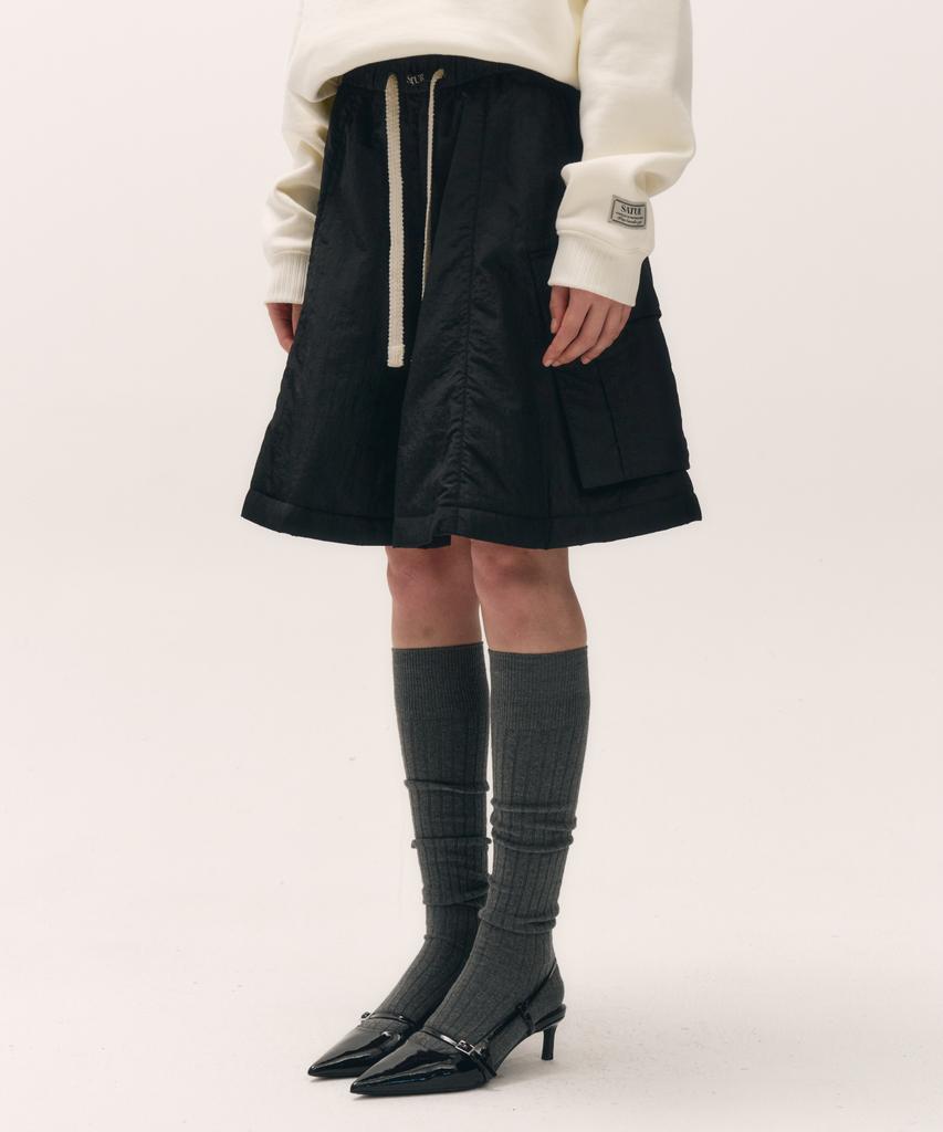 Seteo (W) Padded Balloon Cargo Skirt Black