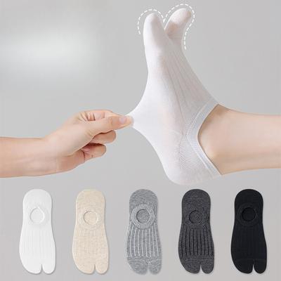 Women's Summer Invisible Shallow Toe Anti Slip and Non Dropping Heel Split Toe Boat Socks