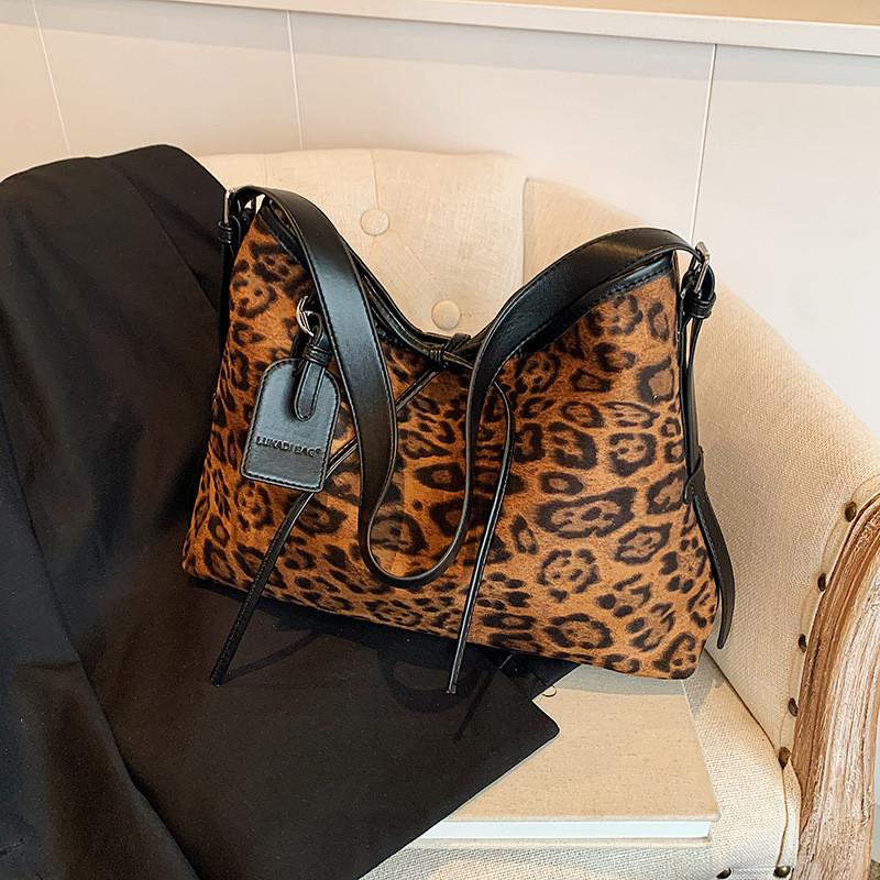 Ielgy Large-Capacity Leopard Print Tote Bag Retro One-Shoulder All-Match Underar