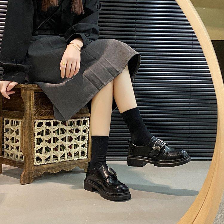 [Ushilai] French Retro Loafers Women's 2025 Spring New Soft-soled Casual Versatile Black Small Leather Shoes