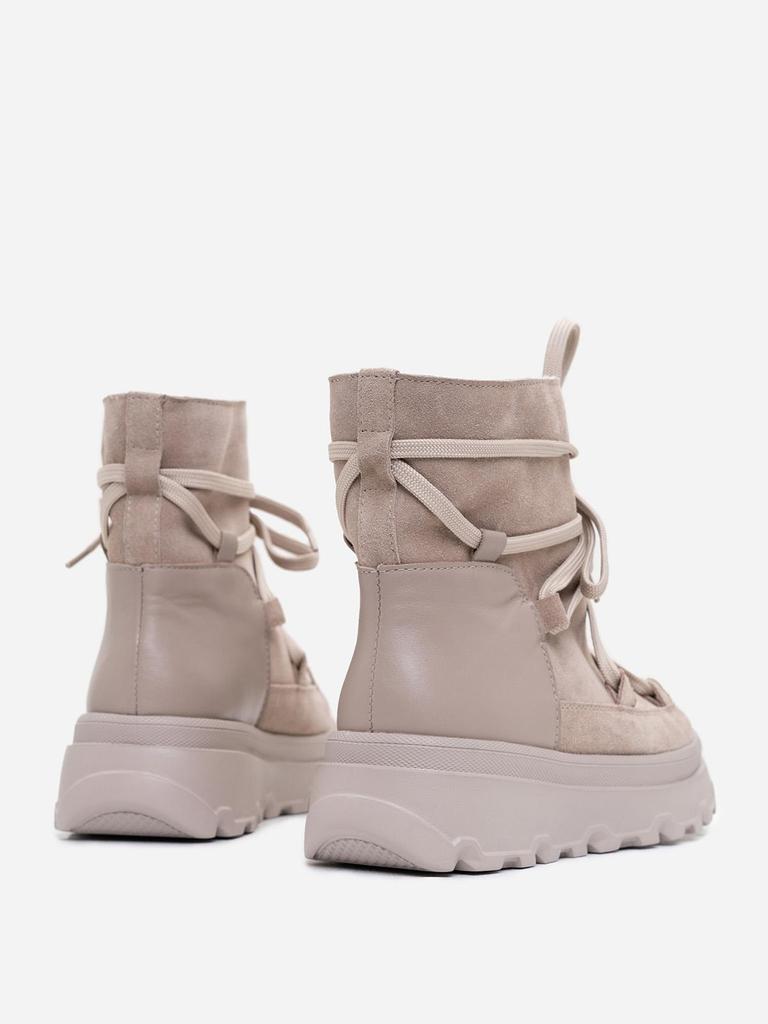 Lunar Rovers Made of Suede with Fur ISSA PLUS