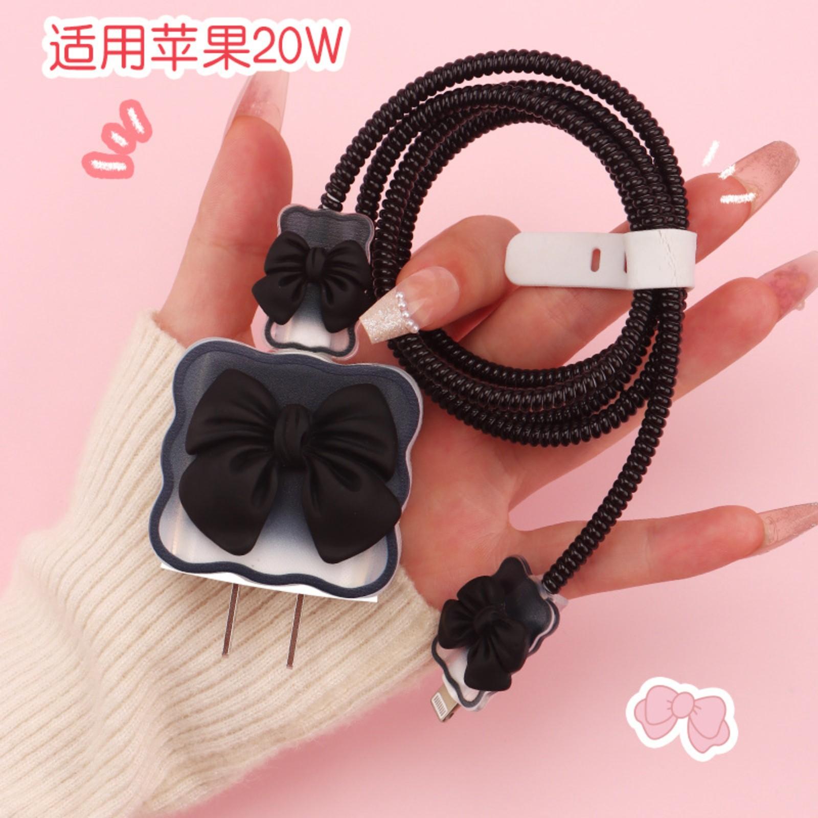 

Зарядное устройство Защитный чехол Кабель для передачи данных Намоточный трос One Size чёрный