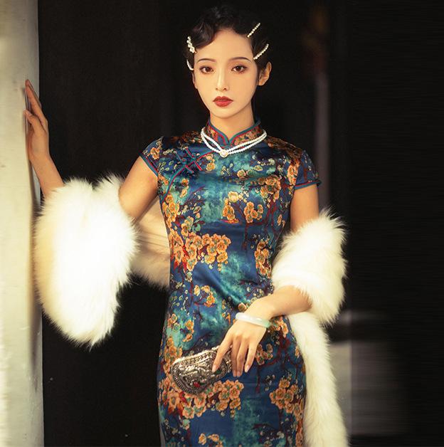 2025 Retro Chinese Style Cheongsam: Young, Long, and Elegant Summer Dress