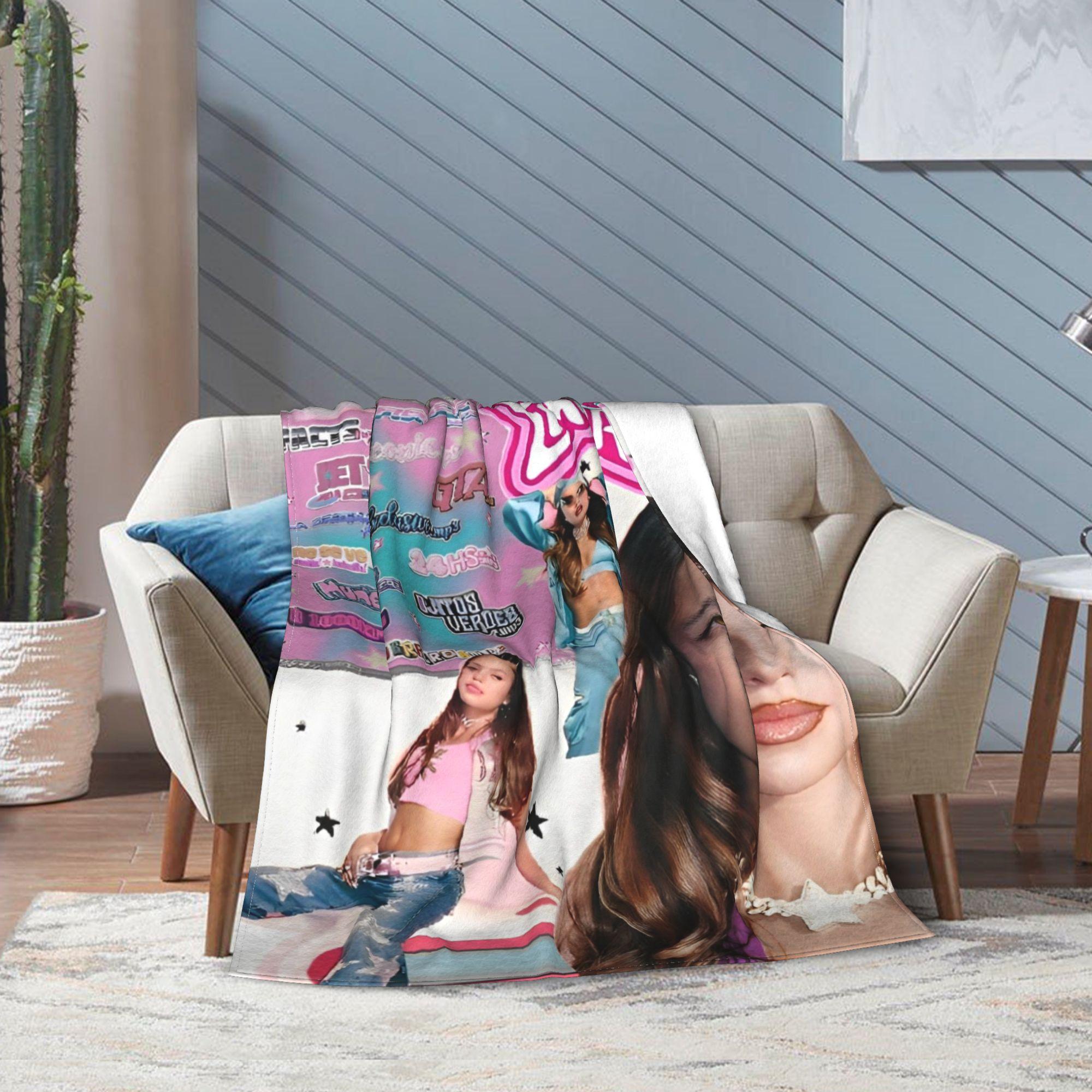 

Emilia Mernes Blanket Super Soft Warm Throw Blankets for Bed 50x60 Inch Multiple Sizes Plush Thin Quilt 30x40in