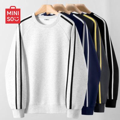 Warme Kleidung – Pullover & Langarmshirts