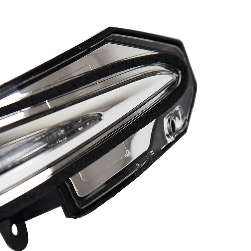 Car Rearview Side Mirror LED Turn Signal Light Side Wing Reversing Indicator Lamp For Toyota RAV4 2012 2013 2014 2015 2016
