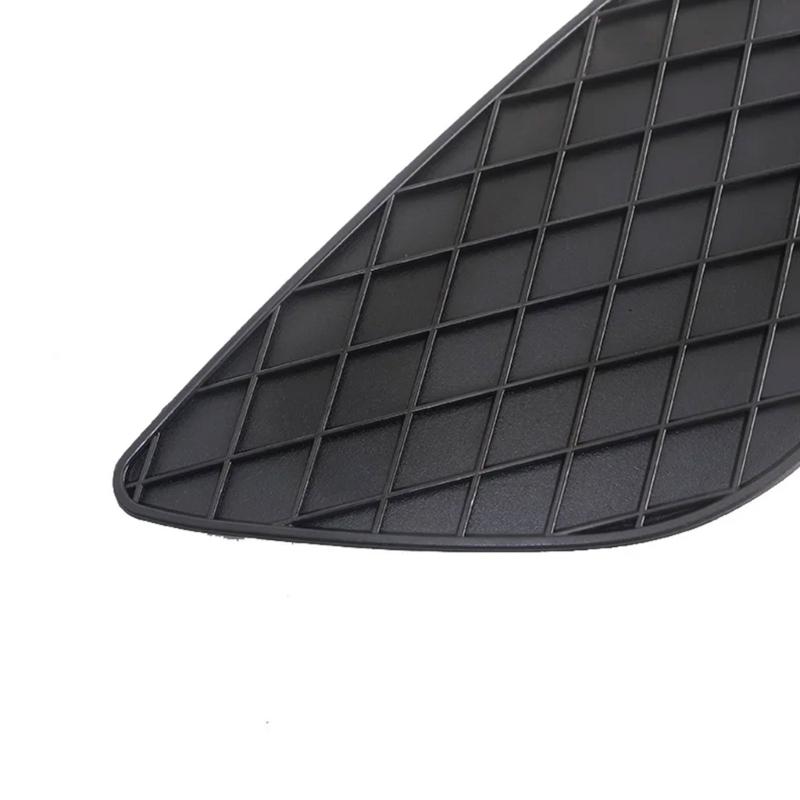 1 Pair Front Bumper Fog Light Cover Grille 6368850074 6368850174 for W636 W639 Daytime Running Light Cover Car Accessory