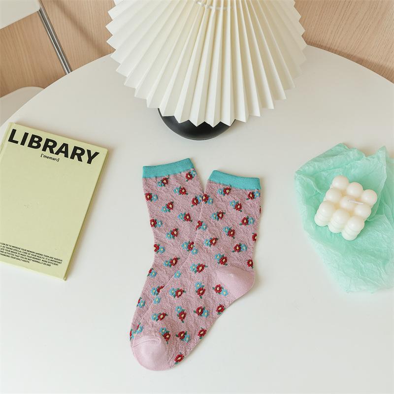 

Autumn And Winter Mori Women S Socks, Sweet Small Floral Medium Tube Socks, Children S Contrasting Color Literary Stockings, Japanese College Style One size fits all розовый