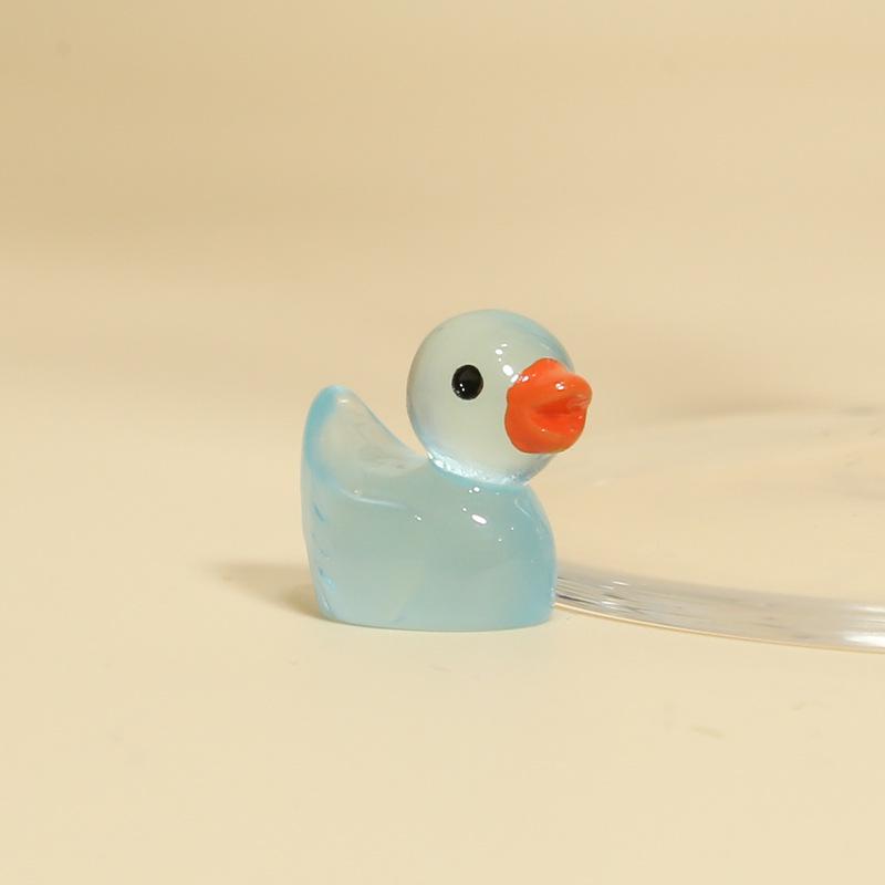 Miniature Colorful Luminous Duck Resin Ornaments for Micro Landscape and Moss Decor