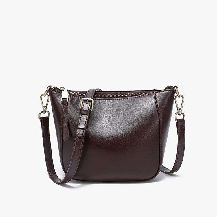 Genuine Leather Women's Small Handbag 2025: Autumn/Winter Coin Purse Versatile Fashion Shoulder Crossbody Bag