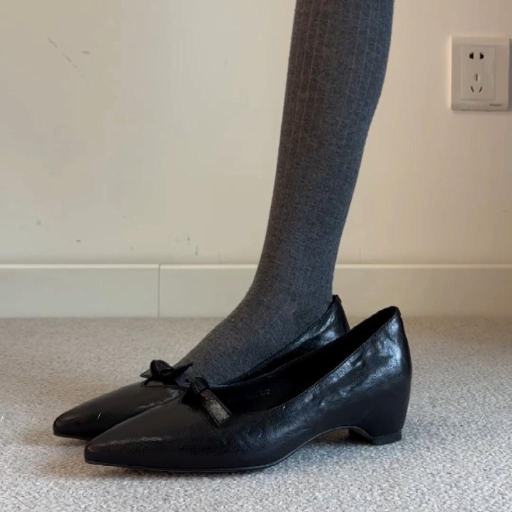 Retro High-heel Commuting Shoes for Women - Pointed Toe, Elegant Style, Single Shoe