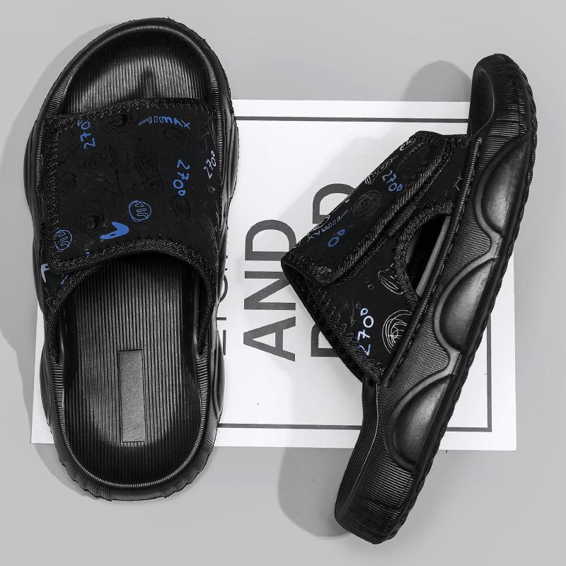 Fashion Beach Summer Shoes High Quality Cool Slippers For Men New Trendy Soft Sole Anti Slip EVA Fashionable Wearing Slippers