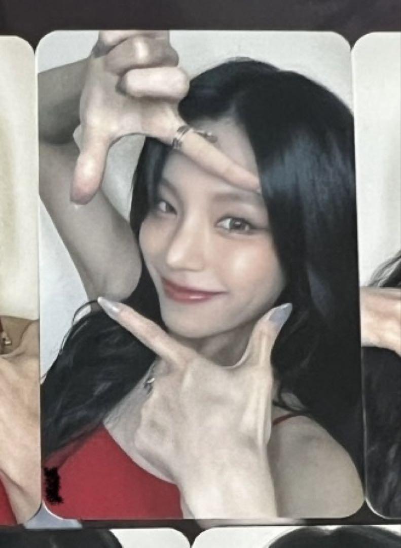 

[USED] itzy Yeji Air BDM Autograph Session Limited Trading Card C