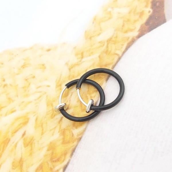 2PCS Cool Fake Stud Earring Clip Piercing Body Nose Lip Goth Punk Ring Hoop Ear Syeer