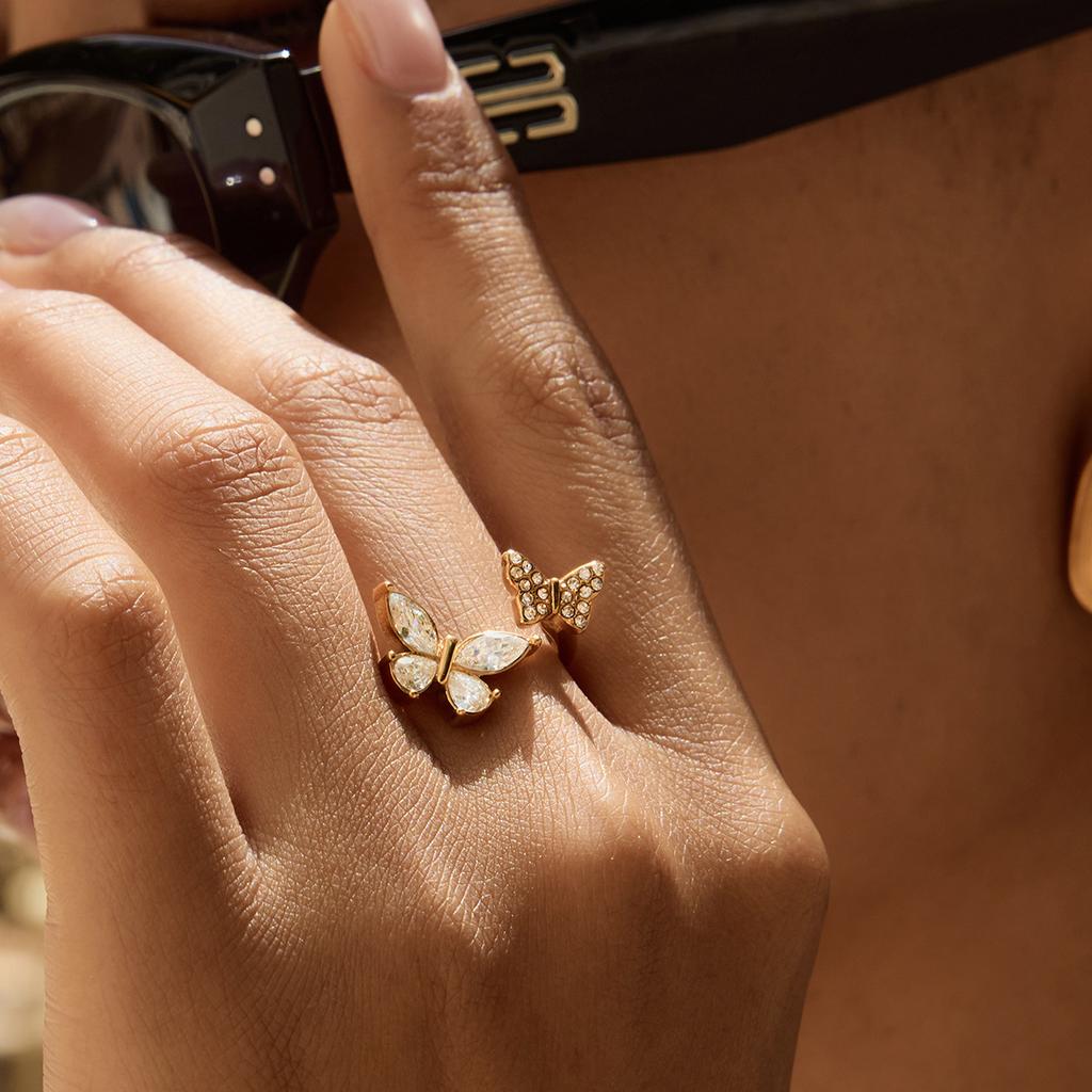 European and American Pearl Ring Titanium Steel Does Not Fade Jewelry Butterfly Ring Explosion