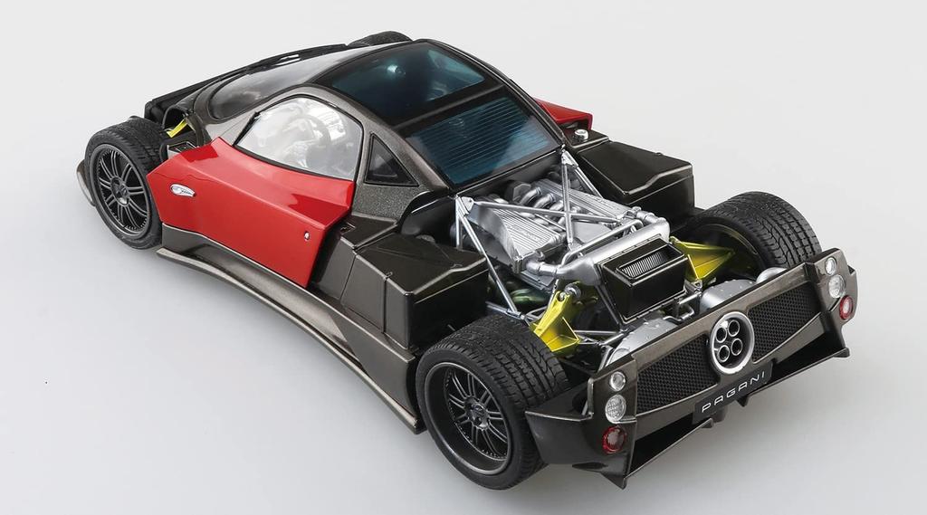 Aoshima Bunka Kyozai Řada Supercar Pagani Zonda F Plastikový model Barva výlisku 1/24 č.19 '05