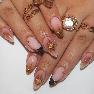 Unhas falsas – Pontas e unhas postiças