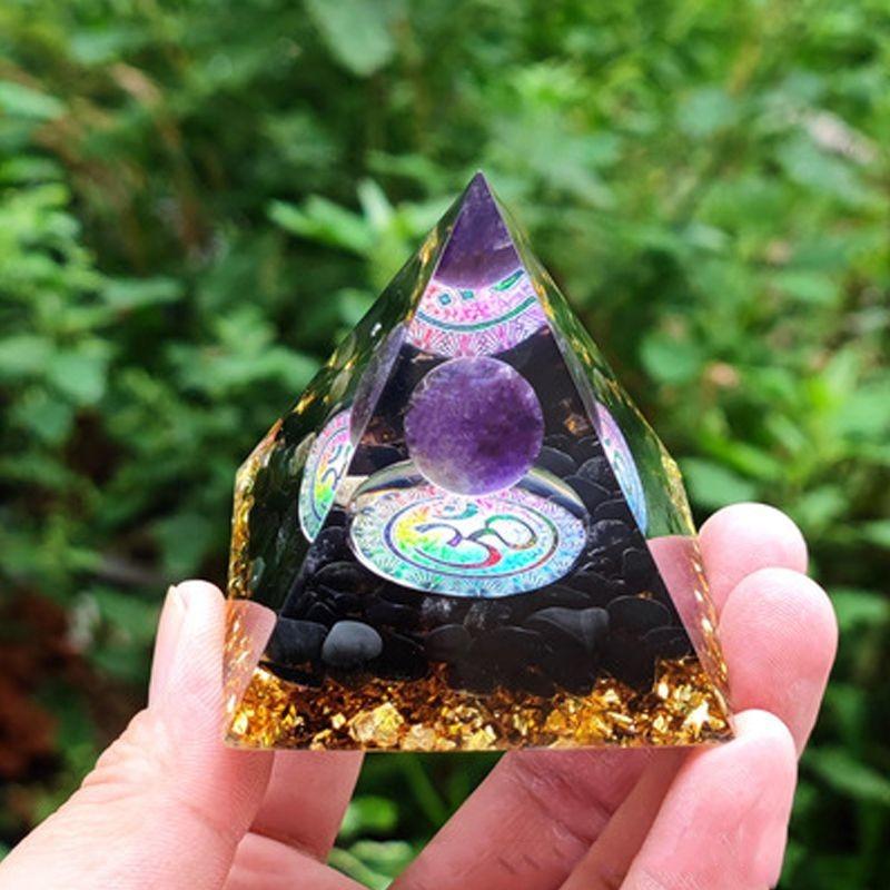 Energy Orgonite Chakra Pyramid Aura Divination Yoga Meditation Ornaments Craft