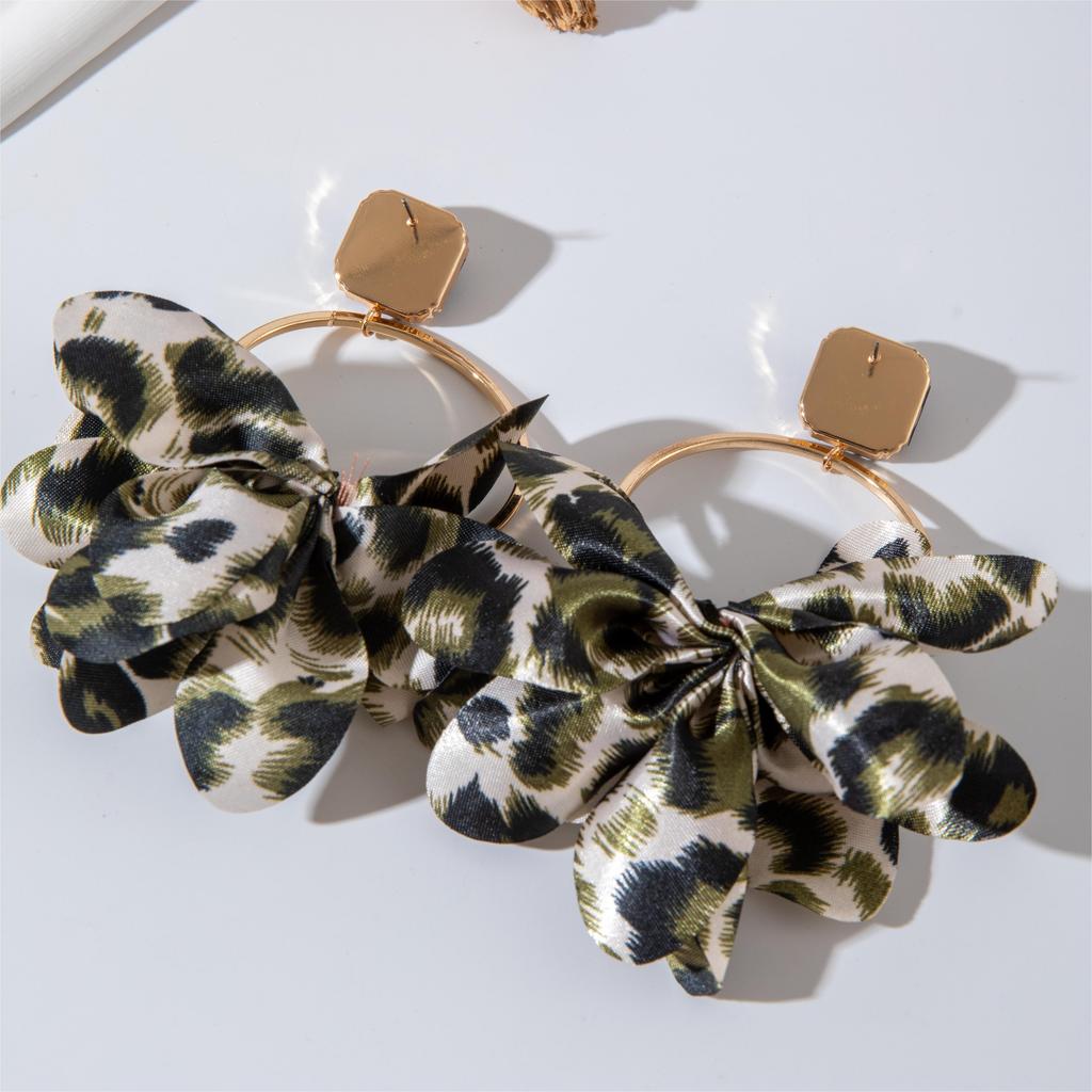 Grenzüberschreitende Mode Übertriebene Bunte Leopardenmuster Stoffohrringe Geometrische Kreisförmige Ohrringe Imitations-Edelsteinbesetzte Ohrringe für Frauen