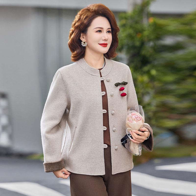 Spring Casual Coat for Women 40-60: Stylish Top for Middle-aged & Elderly