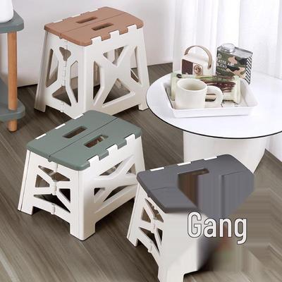 Mobili di plastica – Sgabelli in plastica