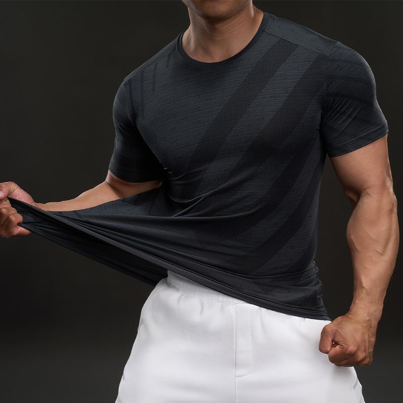 5868052 Summer 2025 American Casual Short-sleeved Fashionable Sports Slim Elastic Fitness Outdoor T-shirt Men