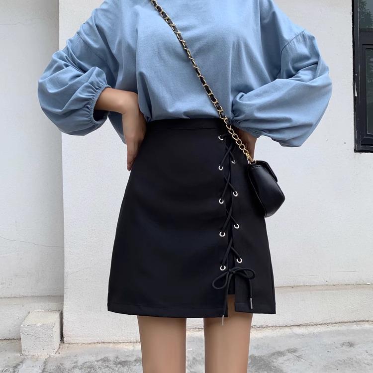 Wiosenna spódnica damska z wysokim stanem, czarna, w kształcie litery A: Modny krótki pasek