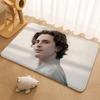 Filmstar Timothy Chalamet Schauspieler Fußmatte Fußmatte Weiche Flanell Rutschfeste Türteppich für Wohnzimmer