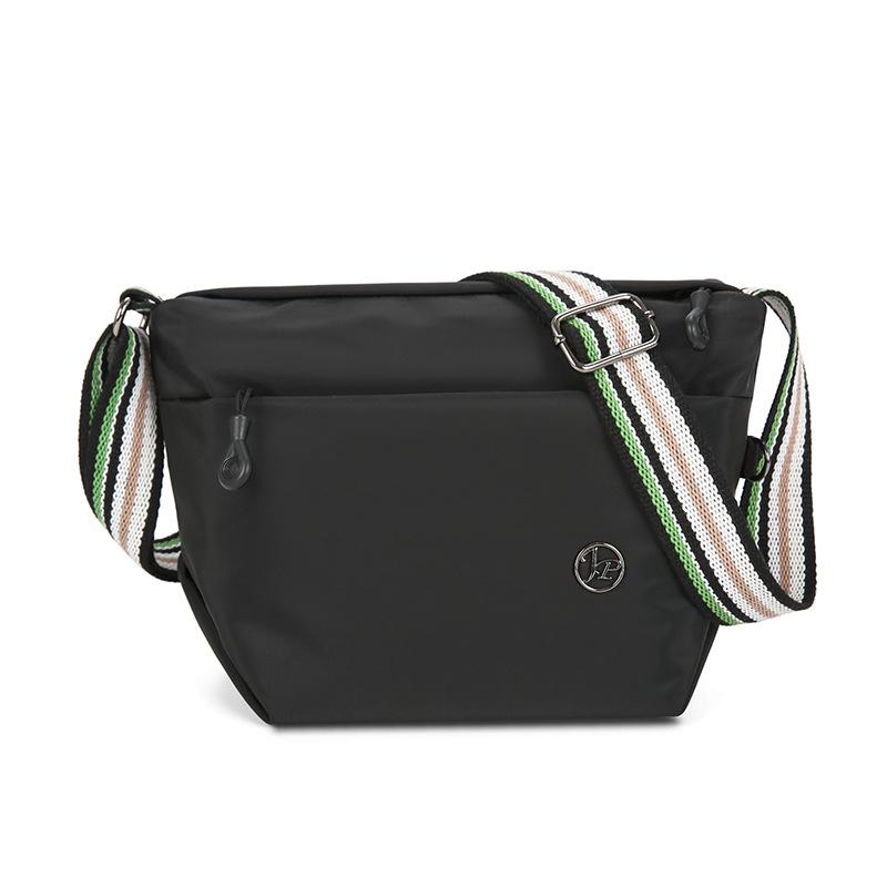 Сумка 2025 года новая многослойная сумка для мобильного телефона нейлоновая сумка для мам модная однотонная повседневная сумка через плечо 24x13x16cm чёрный 1554₽