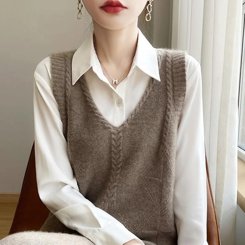 Women's New Spliced Pullover V-neck Fashionable Solid Color Versatile Casual Loose Sleeveless Vest Top