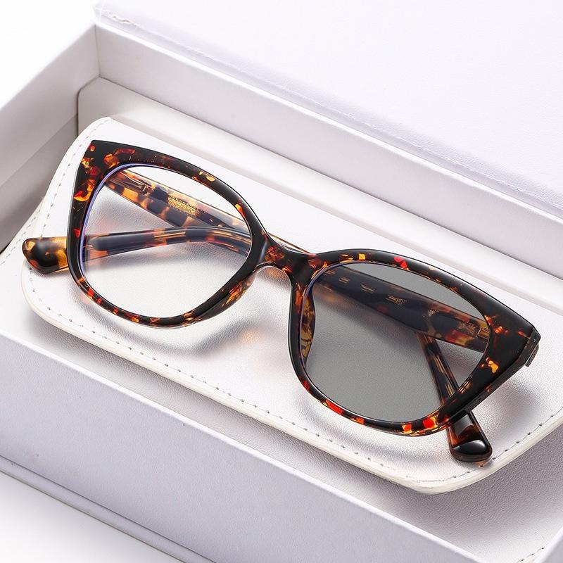 Photochromic Spring Leg Myopia Glasses Cat-Eye with Pin-Plugged Indoor/Outdoor Dual-Use Anti Blue Light Minus Diopter Eyeglasses