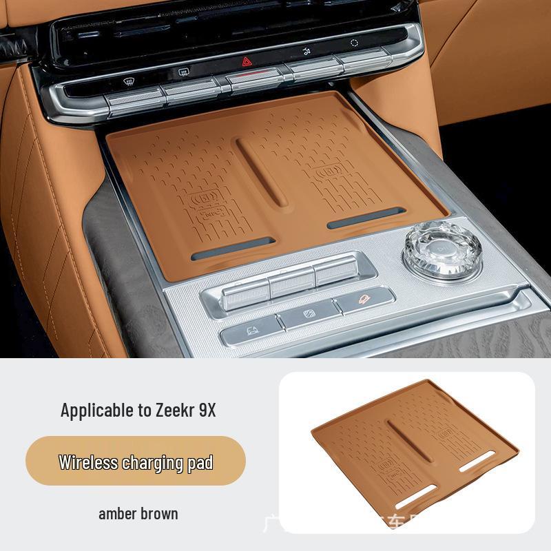 

Essential Anti-slip Wireless Charging Pad for Zeekr 9X Center Console - Interior Car Accessory