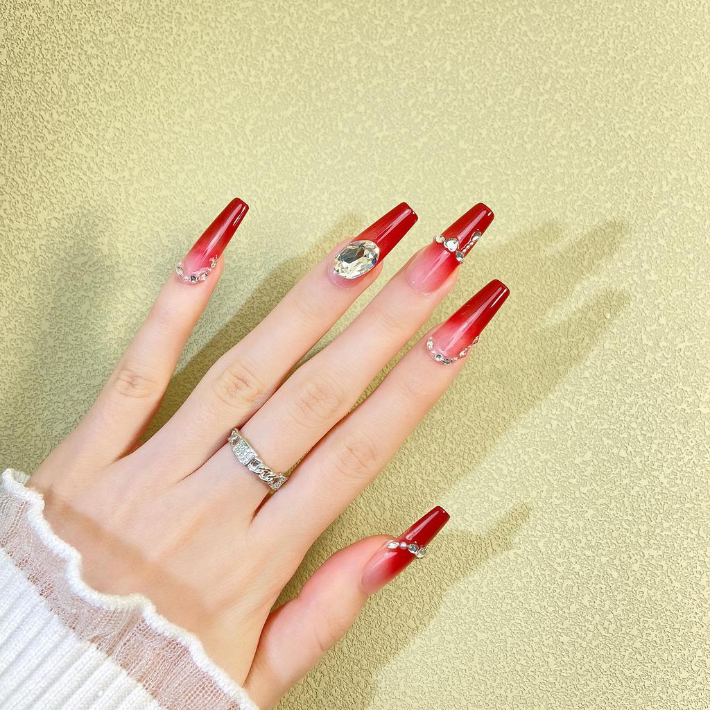 Handmade Rhinestone Wine Red Gradient Press-on Nails – High-End, Long Ladder Style, Full of Aura.