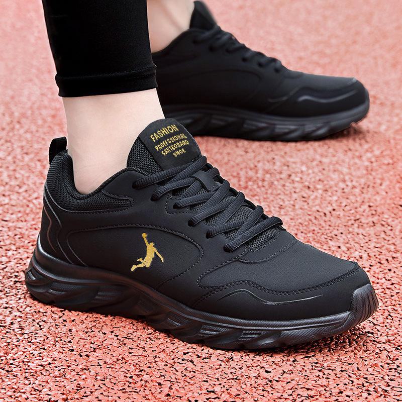 

Снятые с производства легкие кожаные спортивные кроссовки от бренда для мужчин — дышащие, универсальные, бархатистые, амортизирующие кроссовки для бега на осень 39 чёрный/золотой