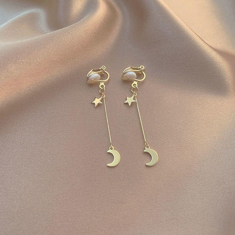 2025 New High-End Retro Pearl Ear Clips: No-Piercing Stud Earrings for Women - French Niche Style